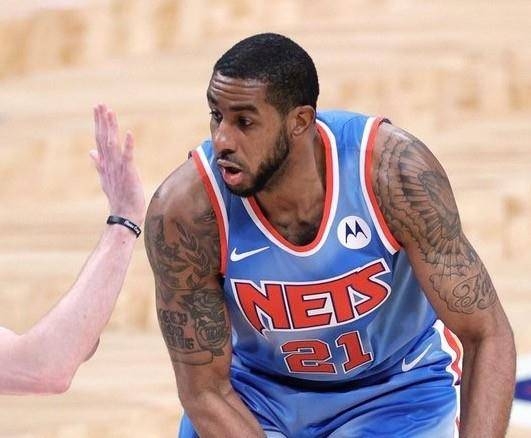 花式台球8球混合：史天琪VS维拉·阿德里安娜