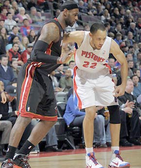 在任何激烈 在任何激烈