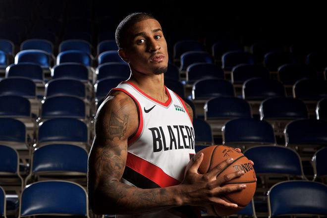 阵容调整的 阵容调整的