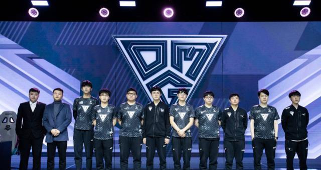 按下了比赛 按下了比赛